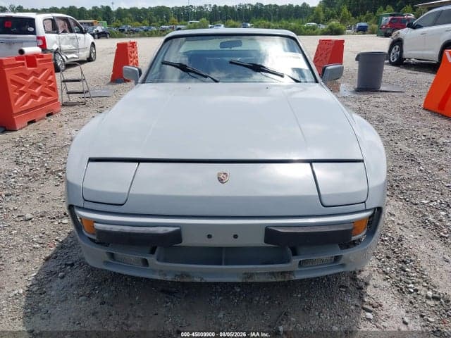 1984 PORSCHE 944 12