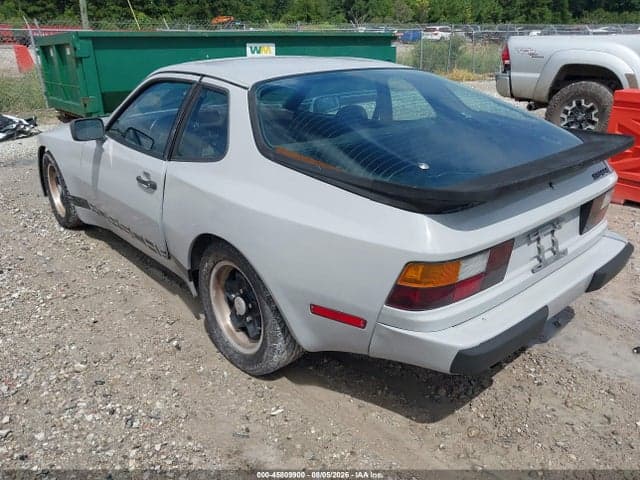 1984 PORSCHE 944 3