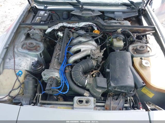 1984 PORSCHE 944 10