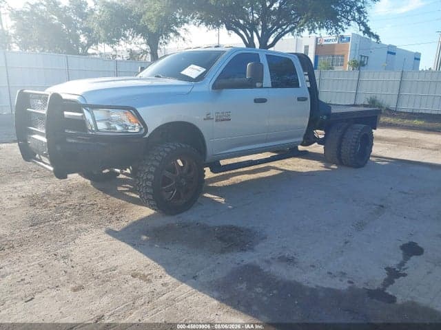 2018 RAM 3500 TRADESMAN 4X4 8' BOX 2