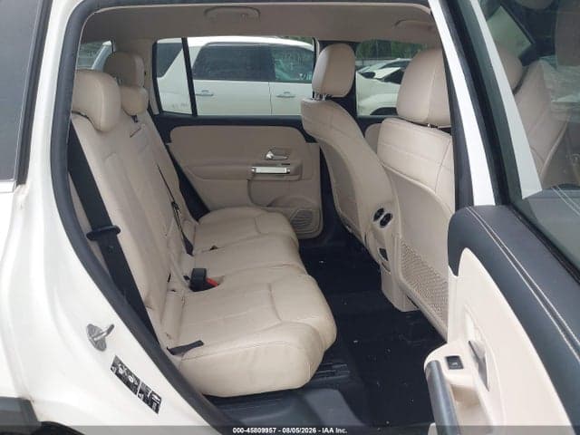 2021 MERCEDES-BENZ GLB 250 4MATIC 8