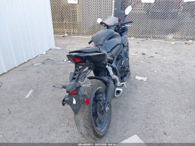 2026 HONDA CBR650 R 4
