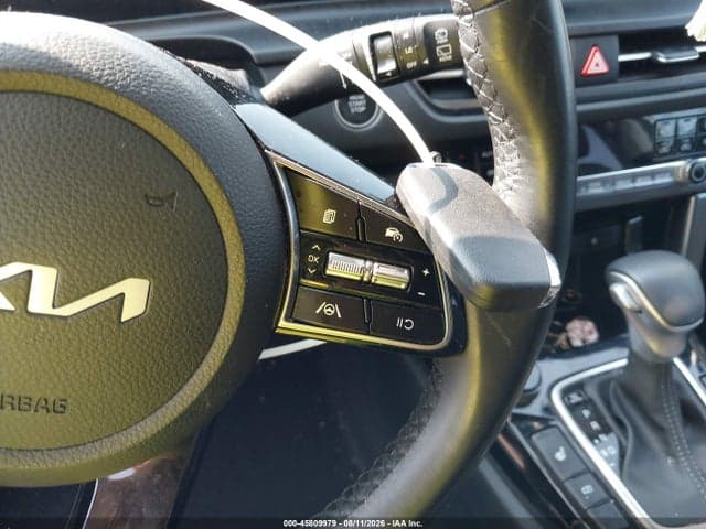 2025 KIA SELTOS EX 11