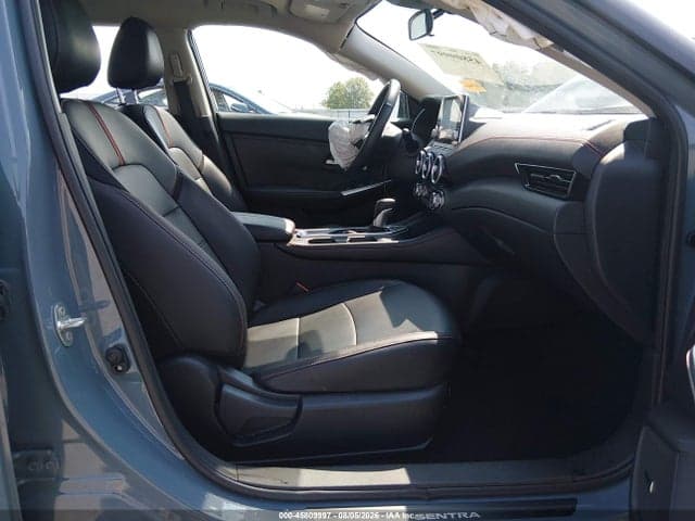 2025 NISSAN SENTRA SR 5
