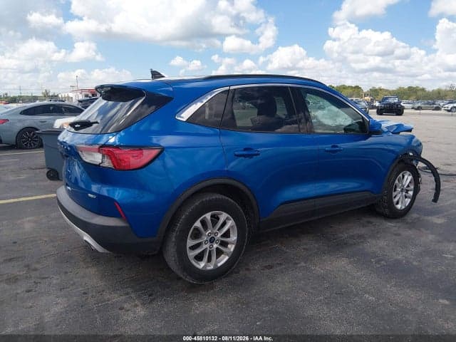 2020 FORD ESCAPE SE 4