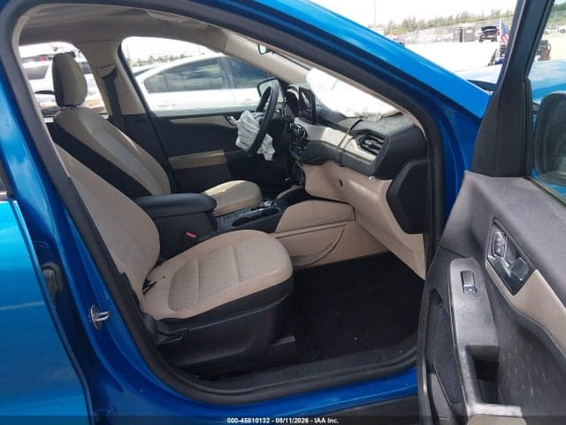 2020 FORD ESCAPE SE 5