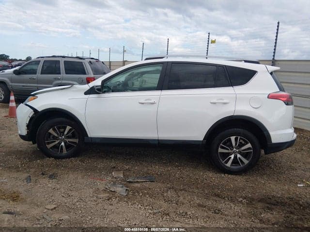 2018 TOYOTA RAV4 XLE 14
