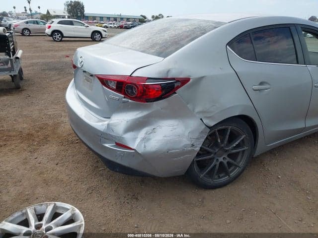 2017 MAZDA MAZDA3 TOURING 18