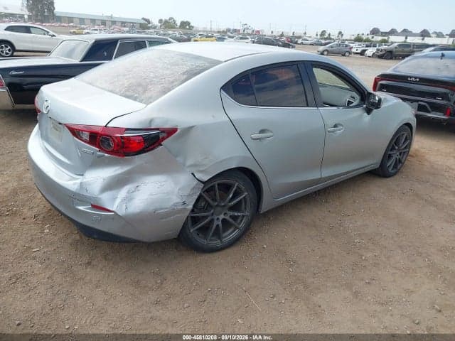 2017 MAZDA MAZDA3 TOURING 4