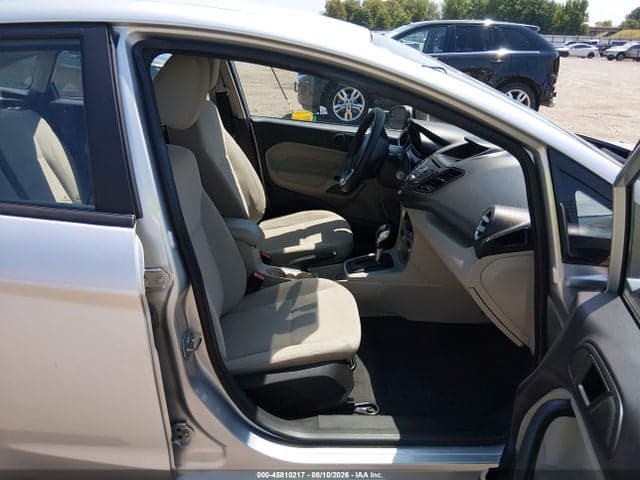 2017 FORD FIESTA SE 5