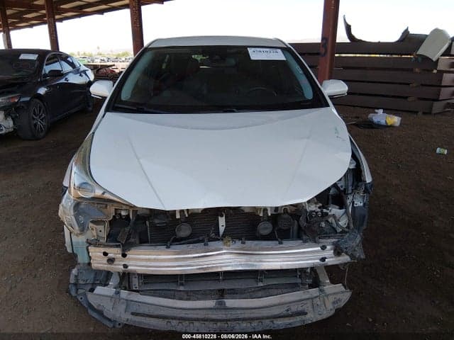 2018 TOYOTA PRIUS FOUR TOURING 13