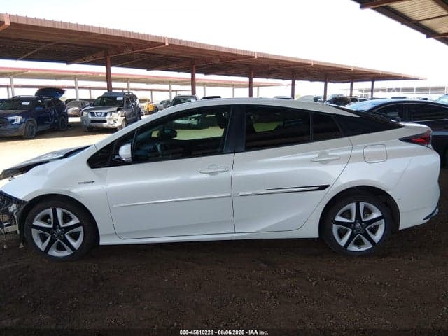 2018 TOYOTA PRIUS FOUR TOURING 15