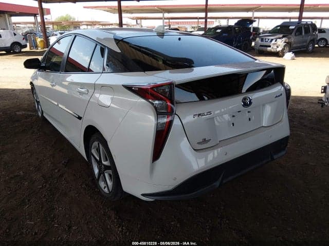 2018 TOYOTA PRIUS FOUR TOURING 3