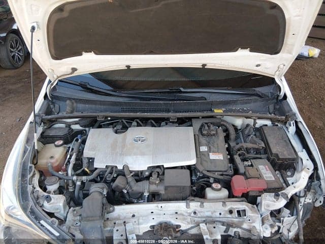 2018 TOYOTA PRIUS FOUR TOURING 10