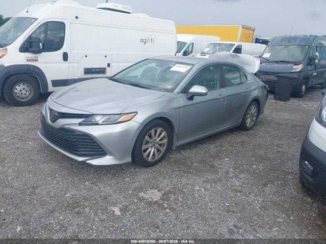 2019 TOYOTA CAMRY LE 2