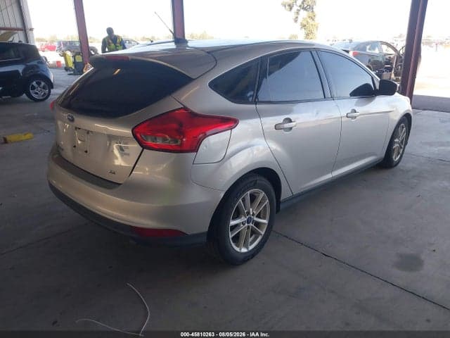 2017 FORD FOCUS SE 4