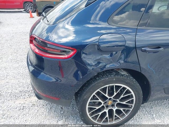 2018 PORSCHE MACAN SPORT EDITION 6