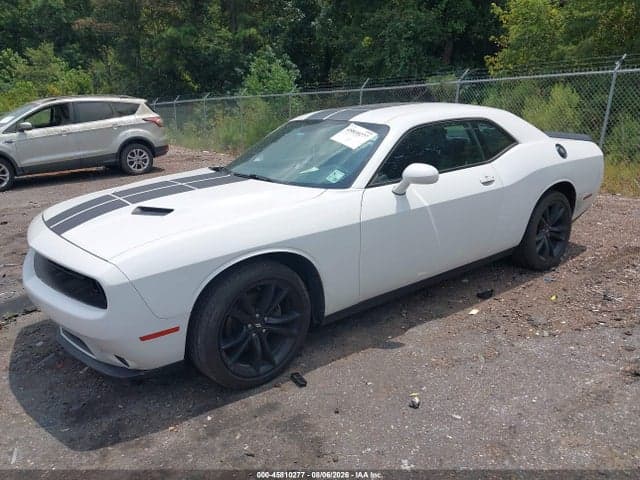 2017 DODGE CHALLENGER SXT 2