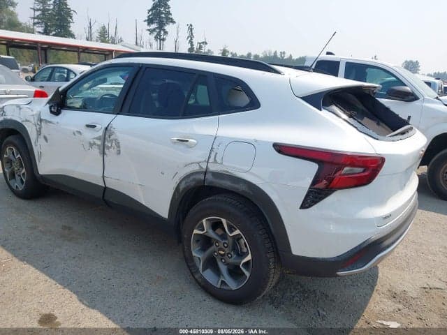 2025 CHEVROLET TRAX FWD LT 3