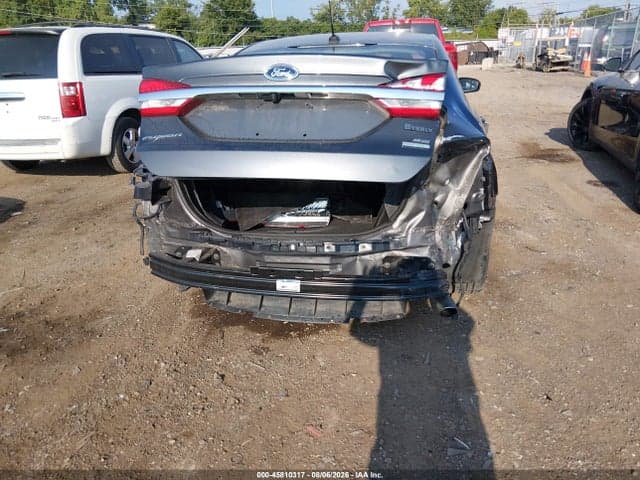 2018 FORD FUSION SE 6