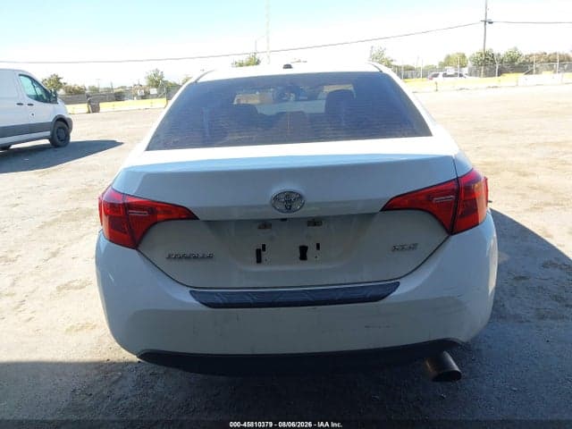 2017 TOYOTA COROLLA XLE 16