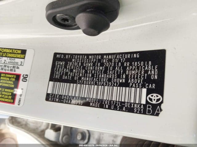 2017 TOYOTA COROLLA XLE 9
