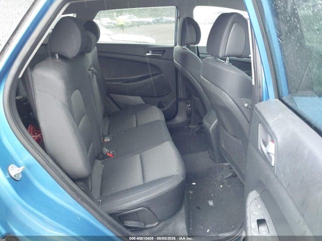 2017 HYUNDAI TUCSON SE 8