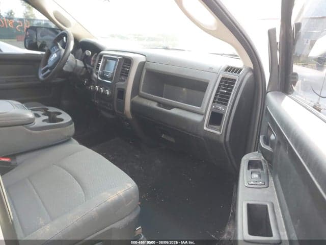2017 RAM 2500 TRADESMAN 4X4 6'4 BOX 5