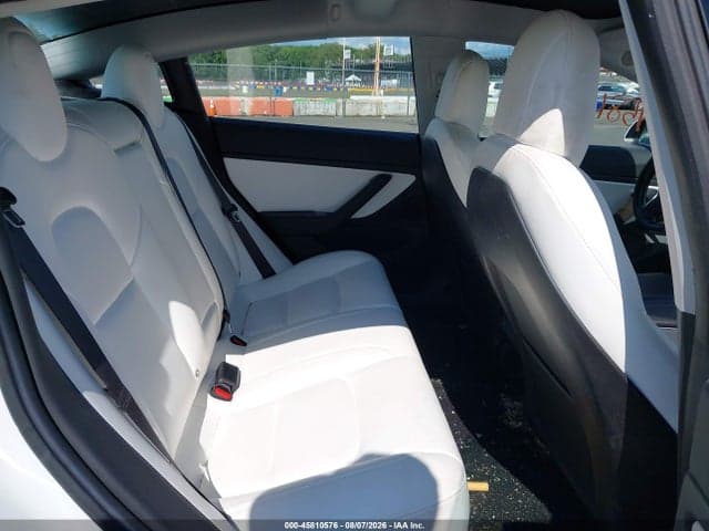 2018 TESLA MODEL 3 LONG RANGE/PERFORMANCE 8