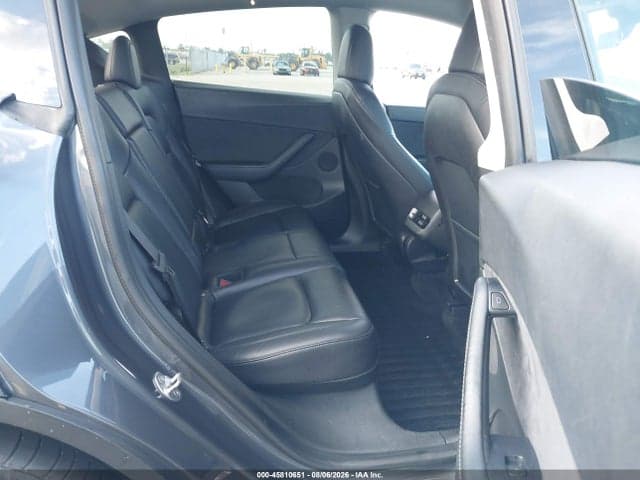 2022 TESLA MODEL Y LONG RANGE DUAL MOTOR ALL-WHEEL DRIVE 8