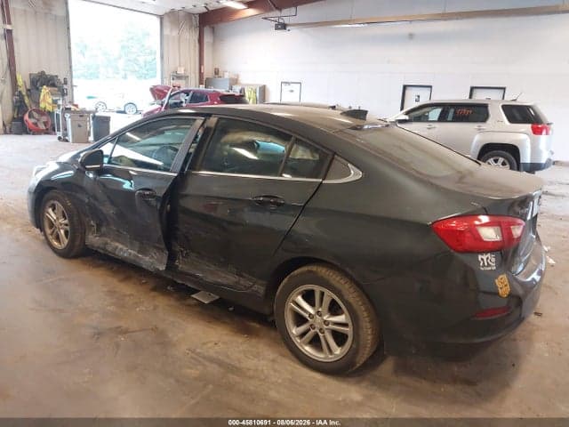 2017 CHEVROLET CRUZE LT AUTO 3