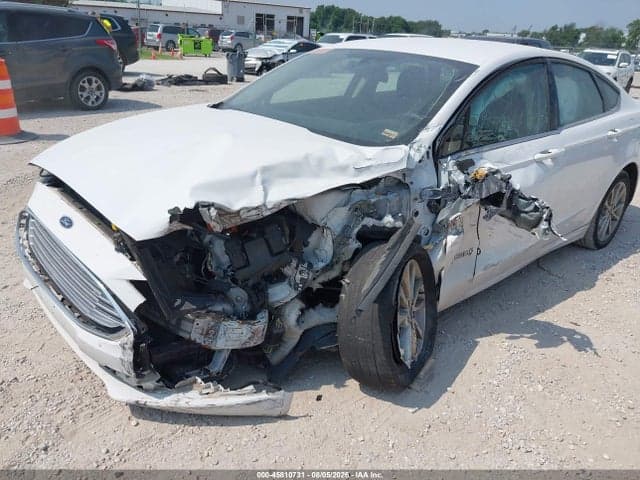 2017 FORD FUSION HYBRID SE 6