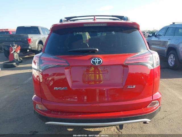2017 TOYOTA RAV4 XLE 16