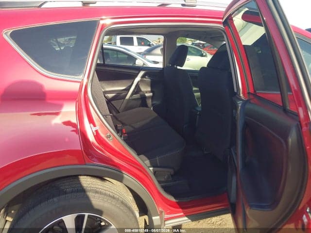 2017 TOYOTA RAV4 XLE 8