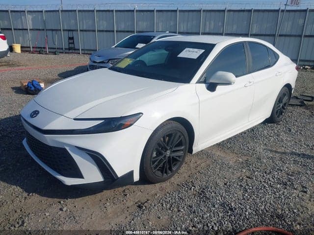 2025 TOYOTA CAMRY SE 2