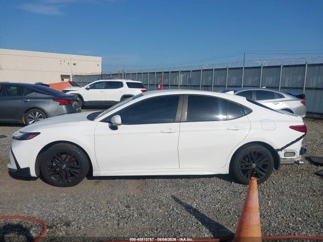 2025 TOYOTA CAMRY SE 14