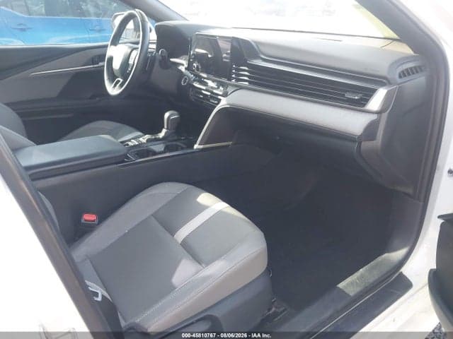 2025 TOYOTA CAMRY SE 5