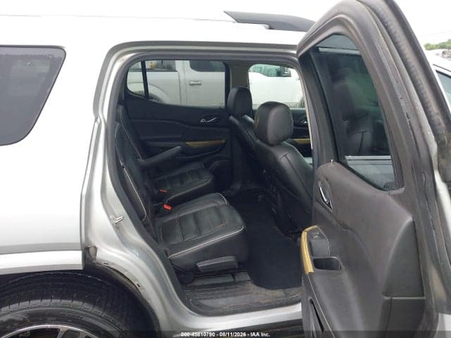 2019 GMC ACADIA DENALI 8