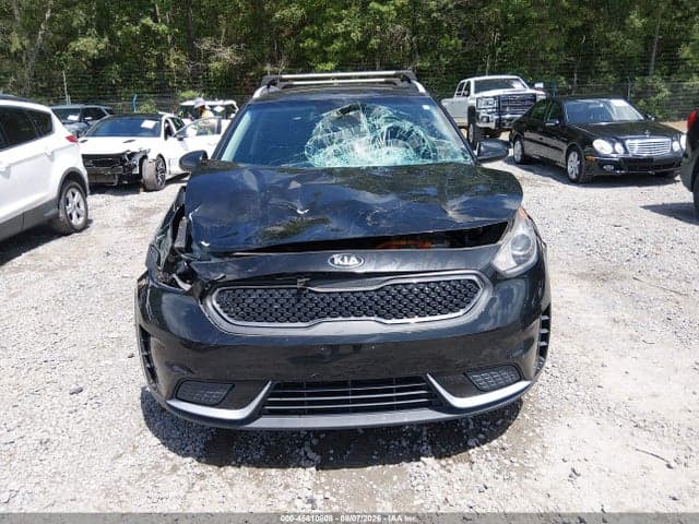 2018 KIA NIRO LX 6