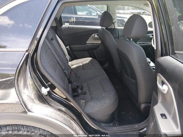 2018 KIA NIRO LX 8