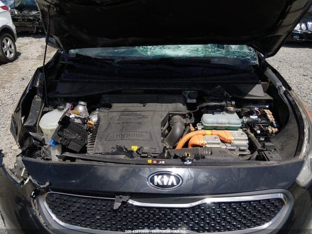 2018 KIA NIRO LX 10
