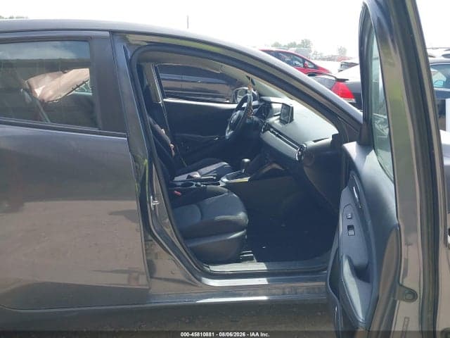 2017 TOYOTA YARIS IA 5
