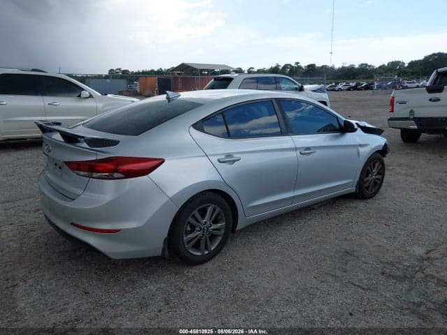 2018 HYUNDAI ELANTRA SEL 4
