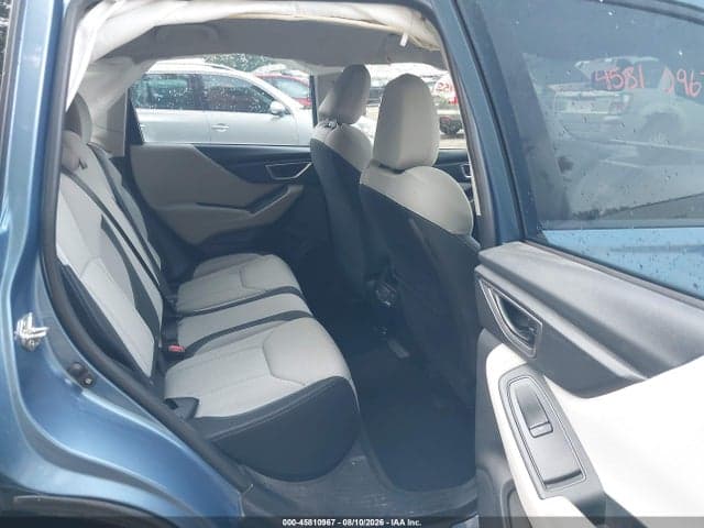 2022 SUBARU FORESTER 8