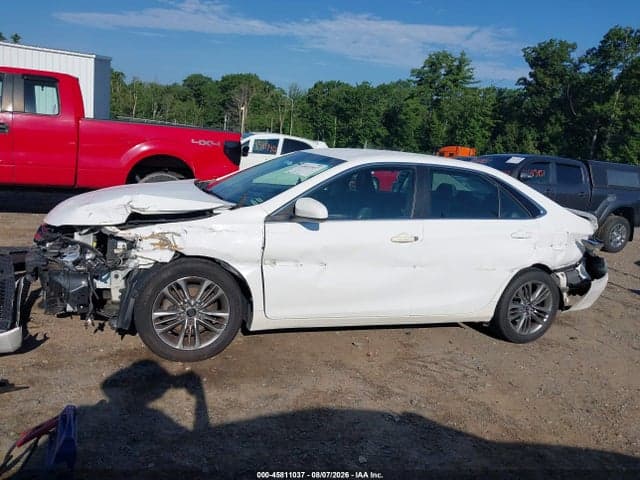 2017 TOYOTA CAMRY SE 15