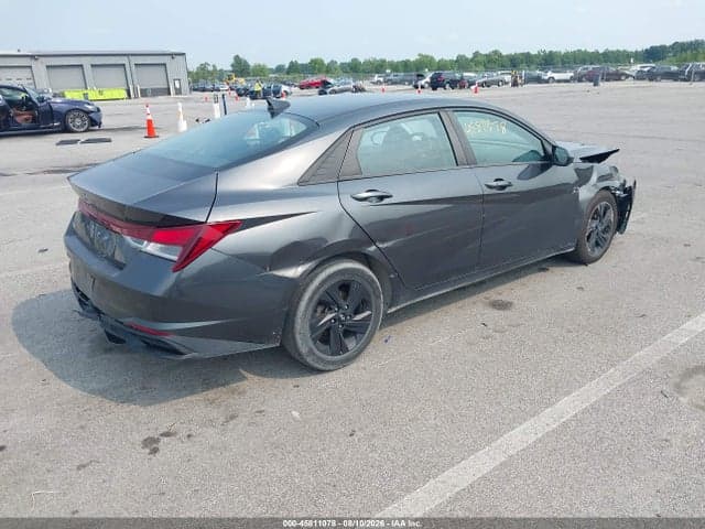 2021 HYUNDAI ELANTRA SEL 4