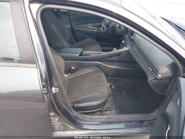 2021 HYUNDAI ELANTRA SEL 5