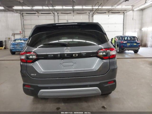 2025 HONDA PILOT EX-L 16