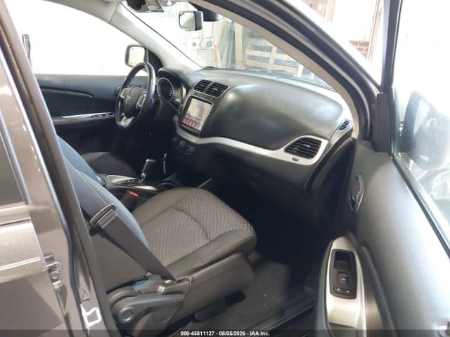 2019 DODGE JOURNEY SE 5