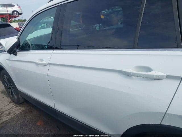 2018 VOLKSWAGEN TIGUAN 2.0T SE/2.0T SEL 14